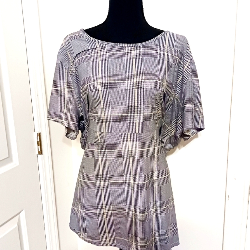 Women top